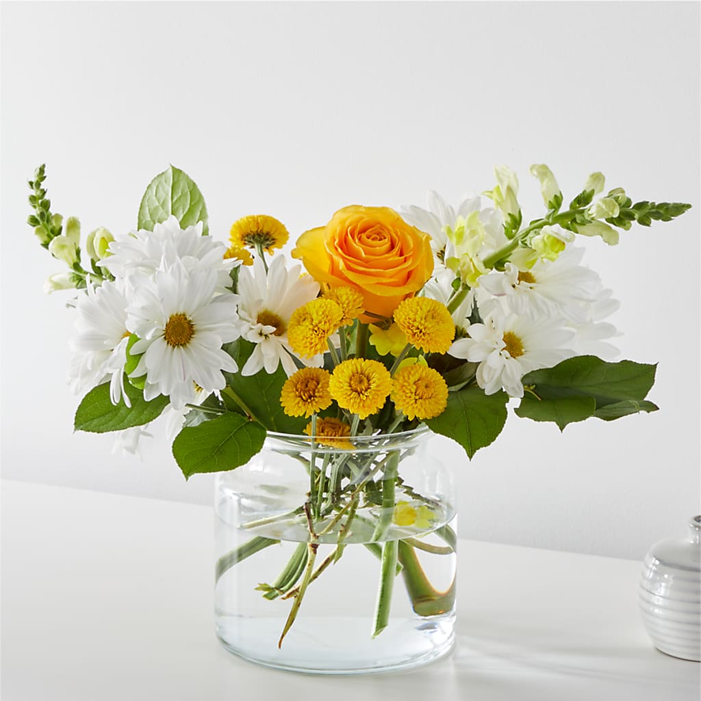 Sun Salutation Bouquet – Central Market Florist #138, Latham NY