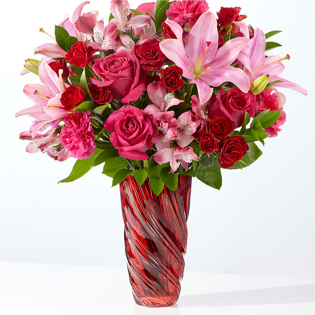 In Love Bouquet with Luxe Swirl Vase – Central Market Florist #138, Latham NY