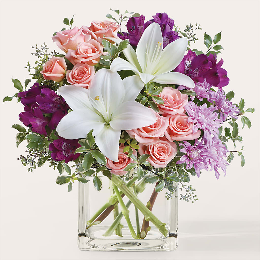 Mani Pedi Bouquet – Central Market Florist #138, Latham NY