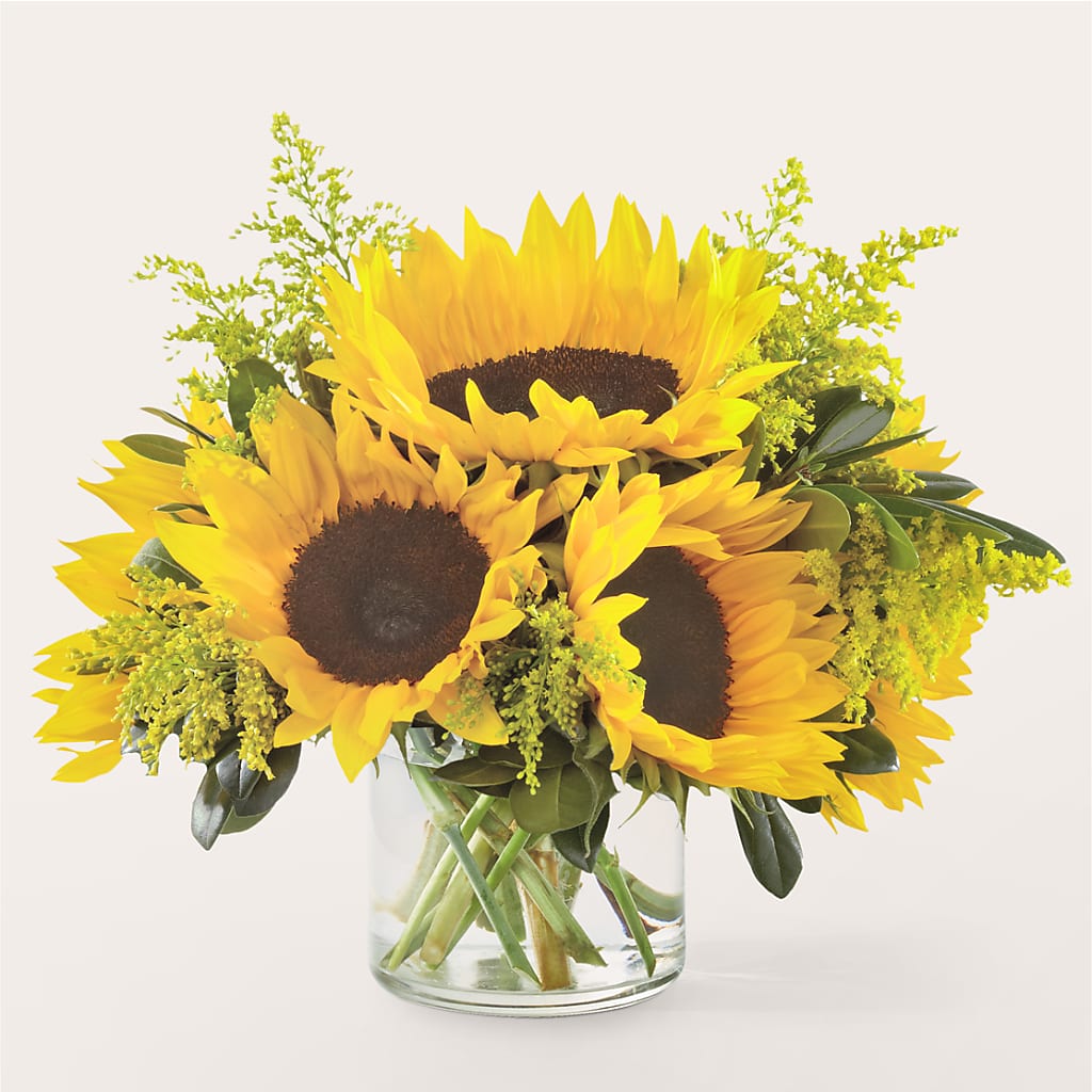 Beaming Sunflower Bouquet – Central Market Florist #138, Latham NY
