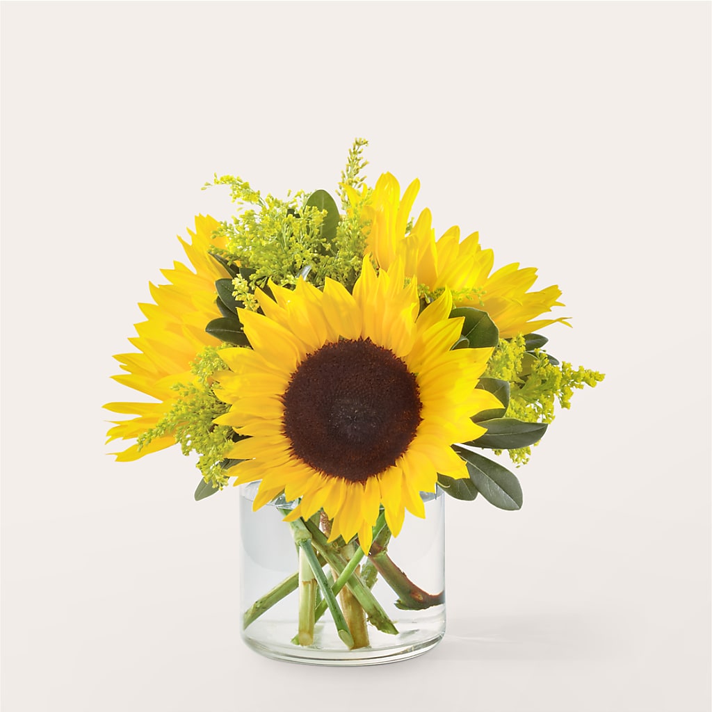 Beaming Sunflower Bouquet – Central Market Florist #138, Latham NY