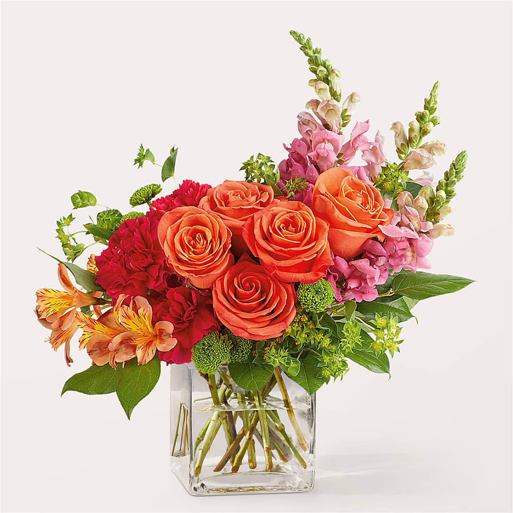 Cosmopolitan Bouquet – Central Market Florist #138, Latham NY