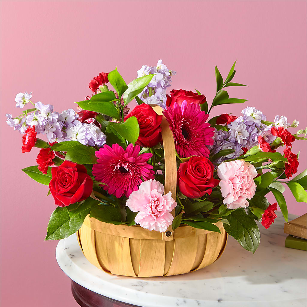 Pink Picnic Basket – Central Market Florist #138, Latham NY
