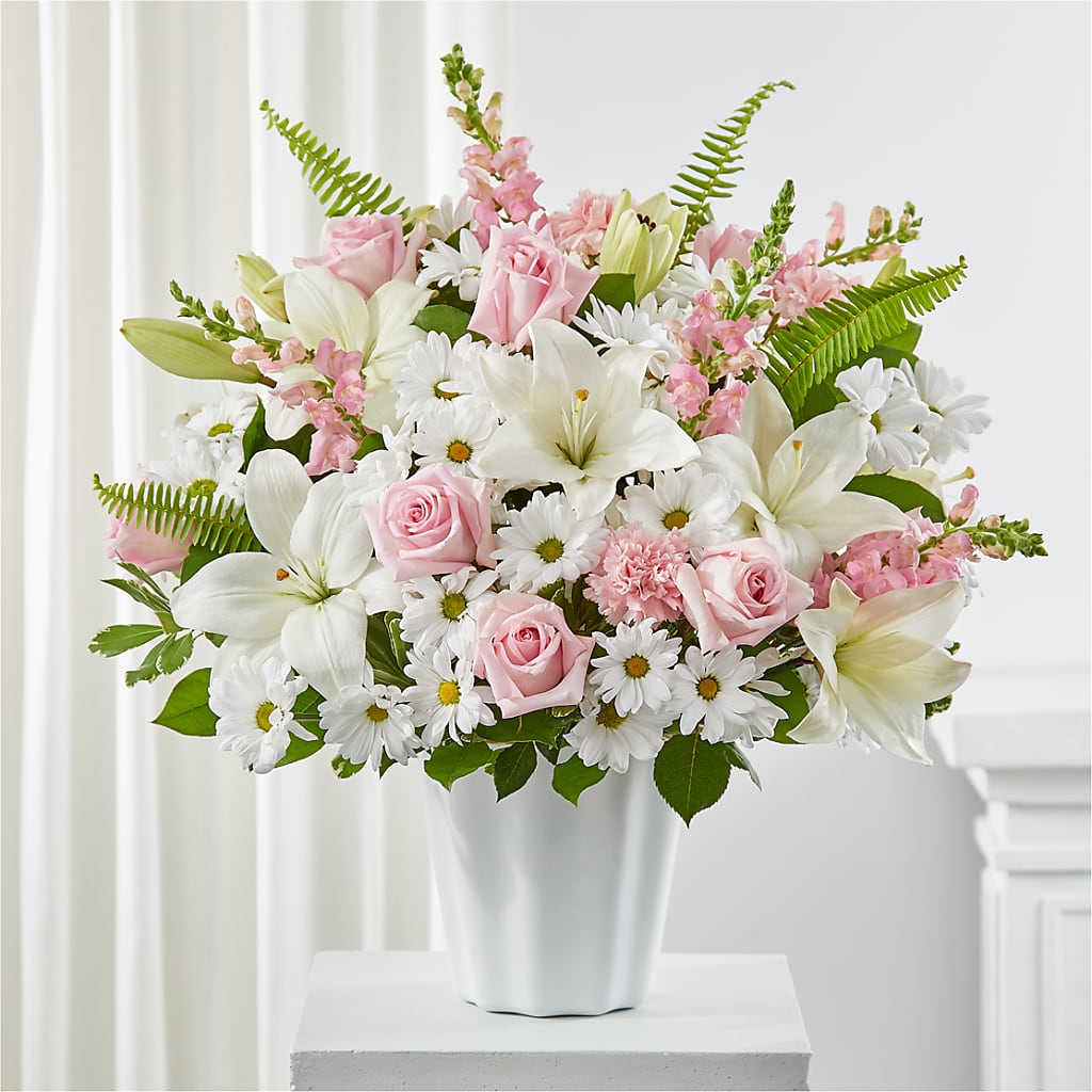 Soft Touch Tabletop Basket – Central Market Florist #138, Latham NY