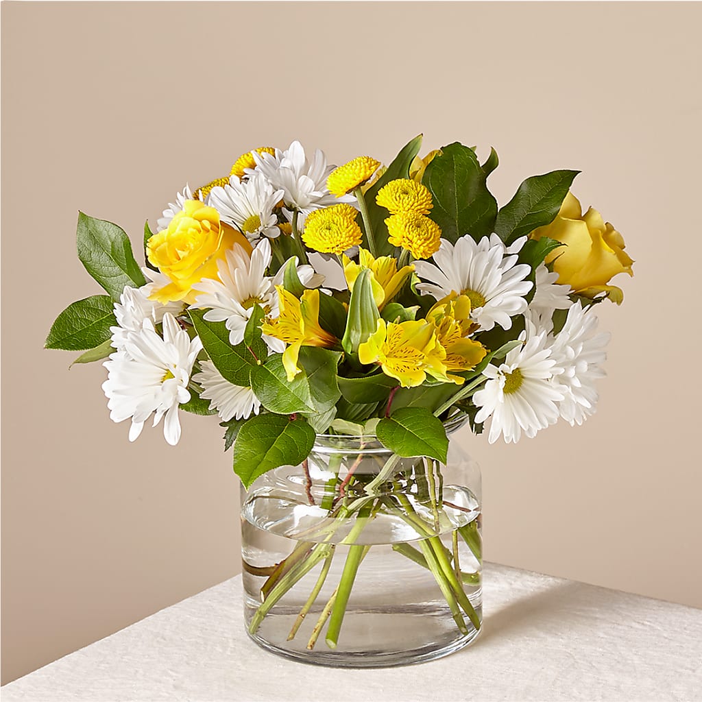 Sunny Sentiments Bouquet – Central Market Florist #138, Latham NY