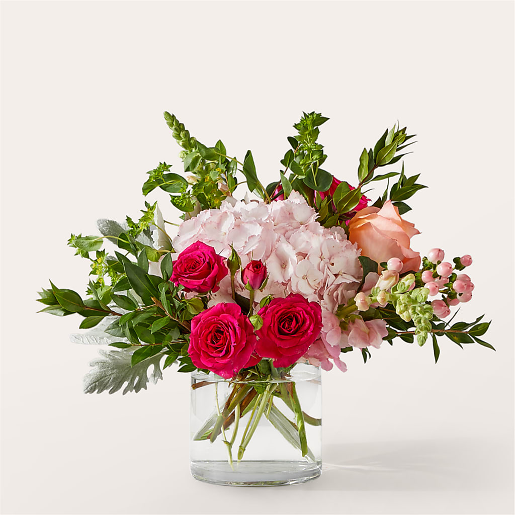 Glitz & Glam Bouquet – Central Market Florist #138, Latham NY