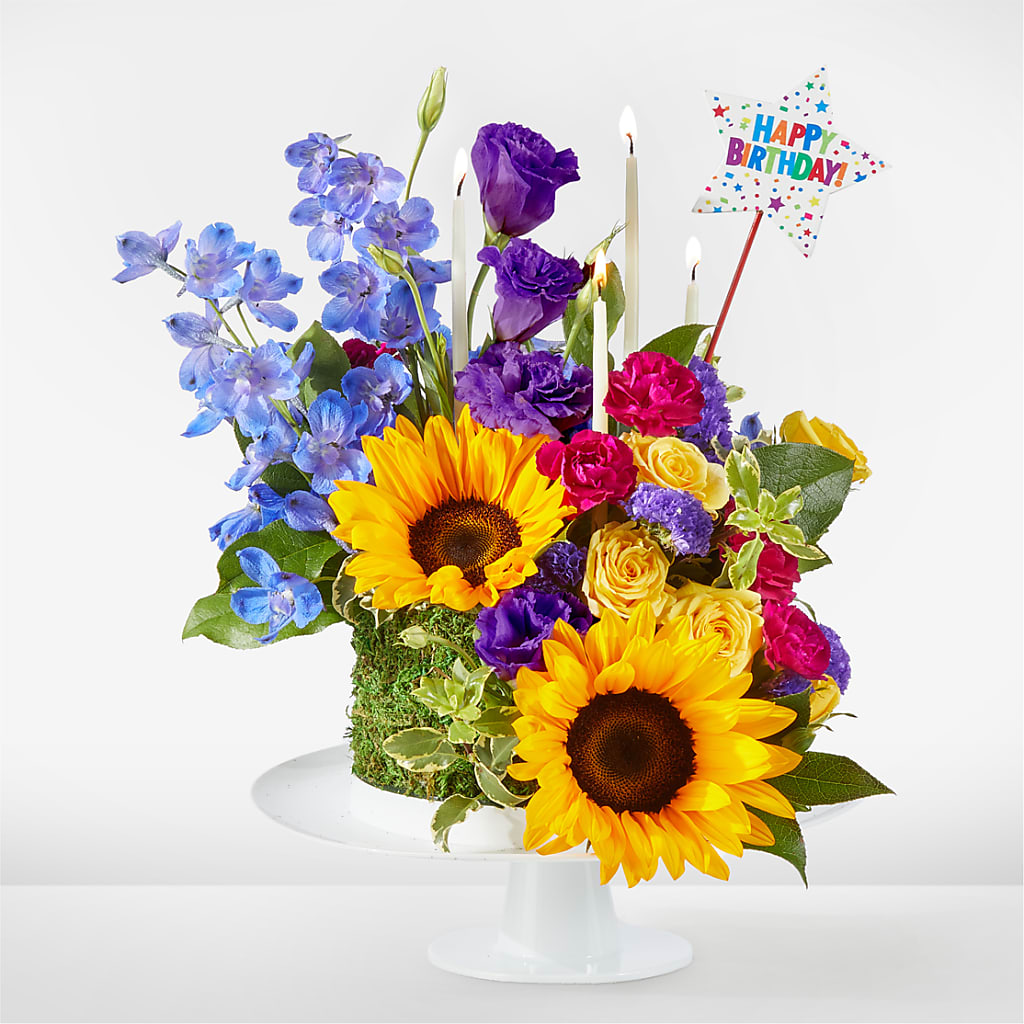 Star of the Day Floral Cake – Central Market Florist #138, Latham NY