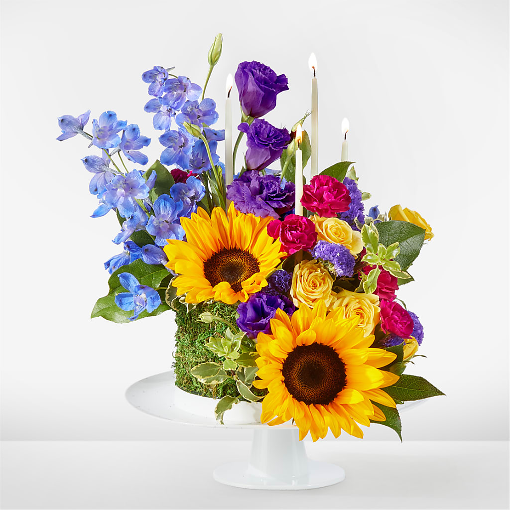 Star of the Day Floral Cake – Central Market Florist #138, Latham NY