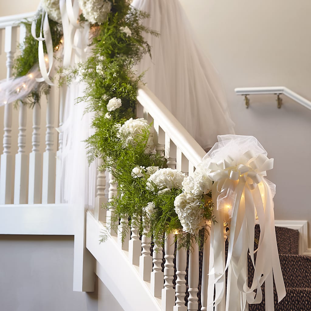 Champagne Dreams Garland – Central Market Florist #138, Latham NY