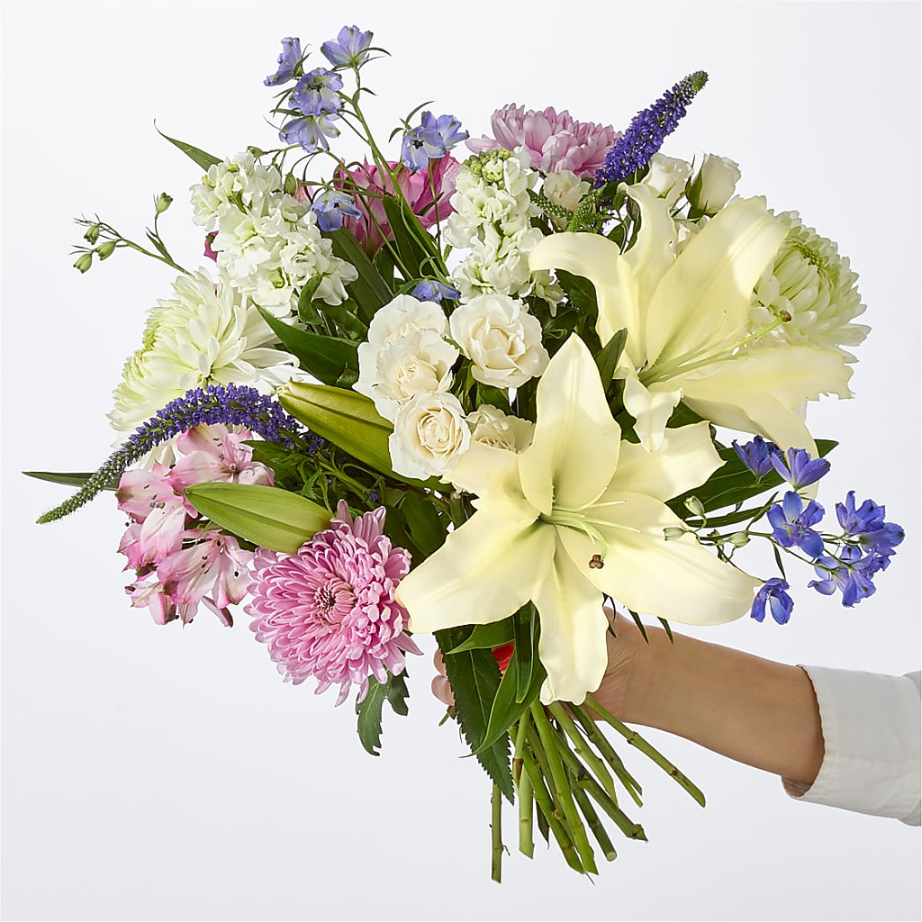 Winter Celebration Bouquet –  Central Market Florist #138, Latham NY