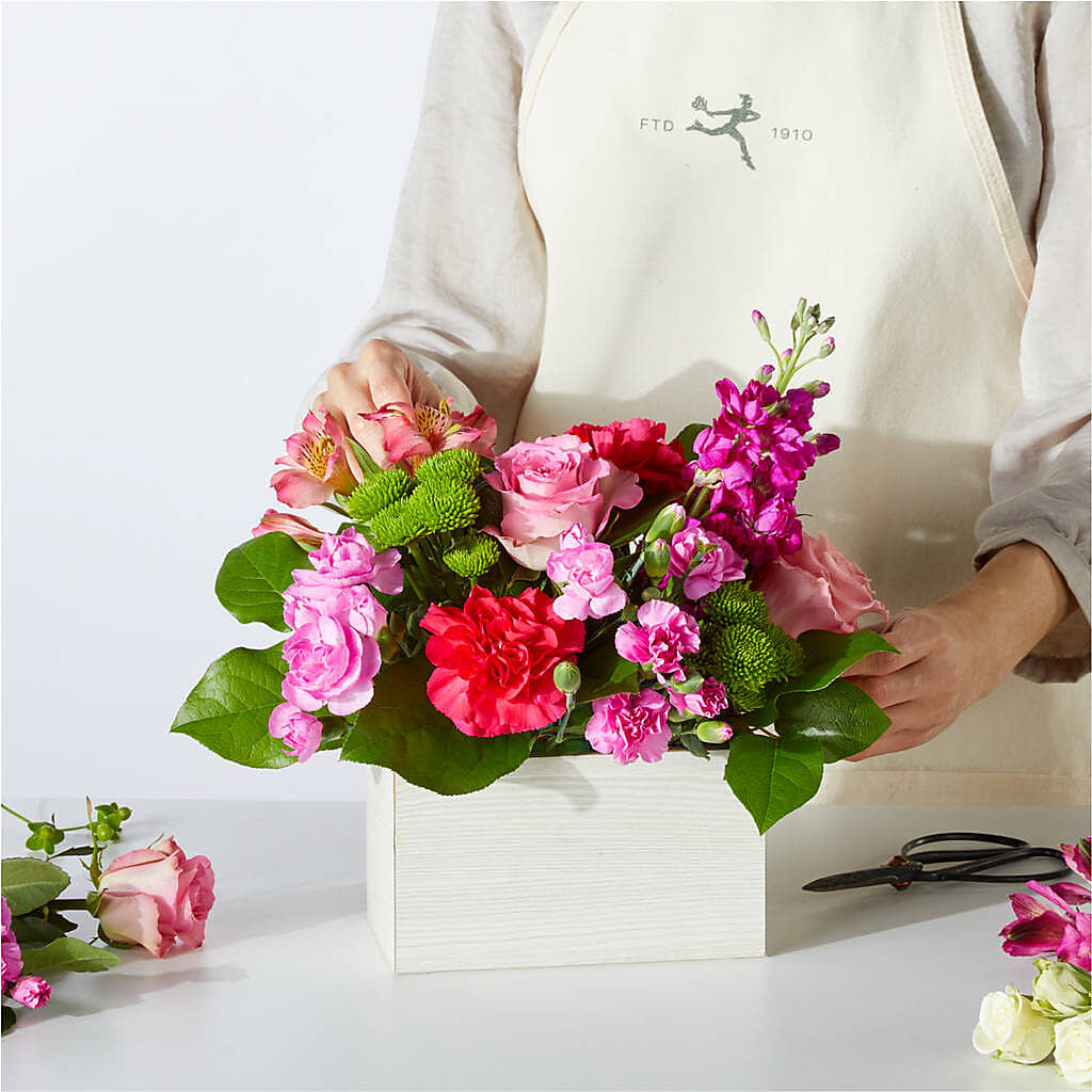 Sweetberry Box – A Florist Original –  Central Market Florist #138, Latham NY