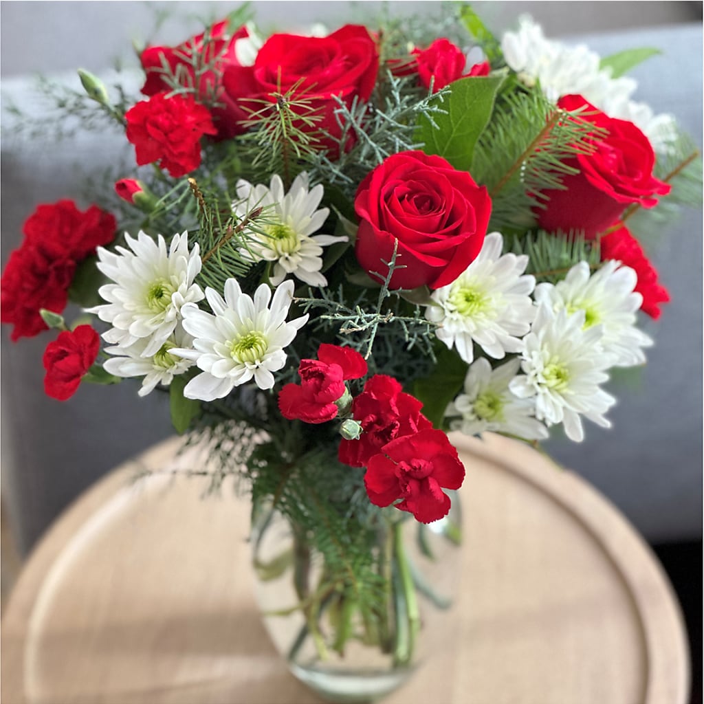 Seasonal Magic Bouquet –  Central Market Florist #138, Latham NY