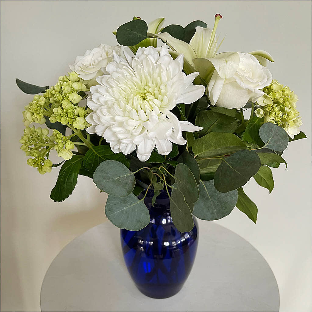 Snowy Dreams Bouquet –  Central Market Florist #138, Latham NY