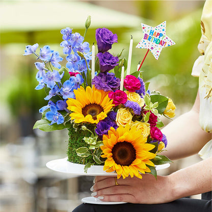 Star of the Day Floral Cake –  Central Market Florist #138, Latham NY